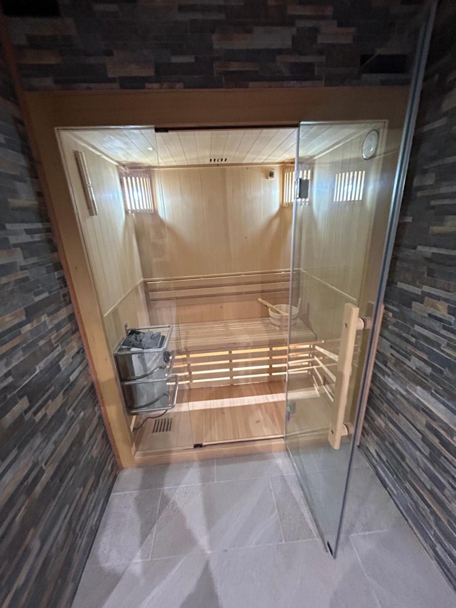 Le Domaine Du Bez Gite De Michel Piscine Sauna Hammam Spa Saint-Laurent-dʼOlt 외부 사진